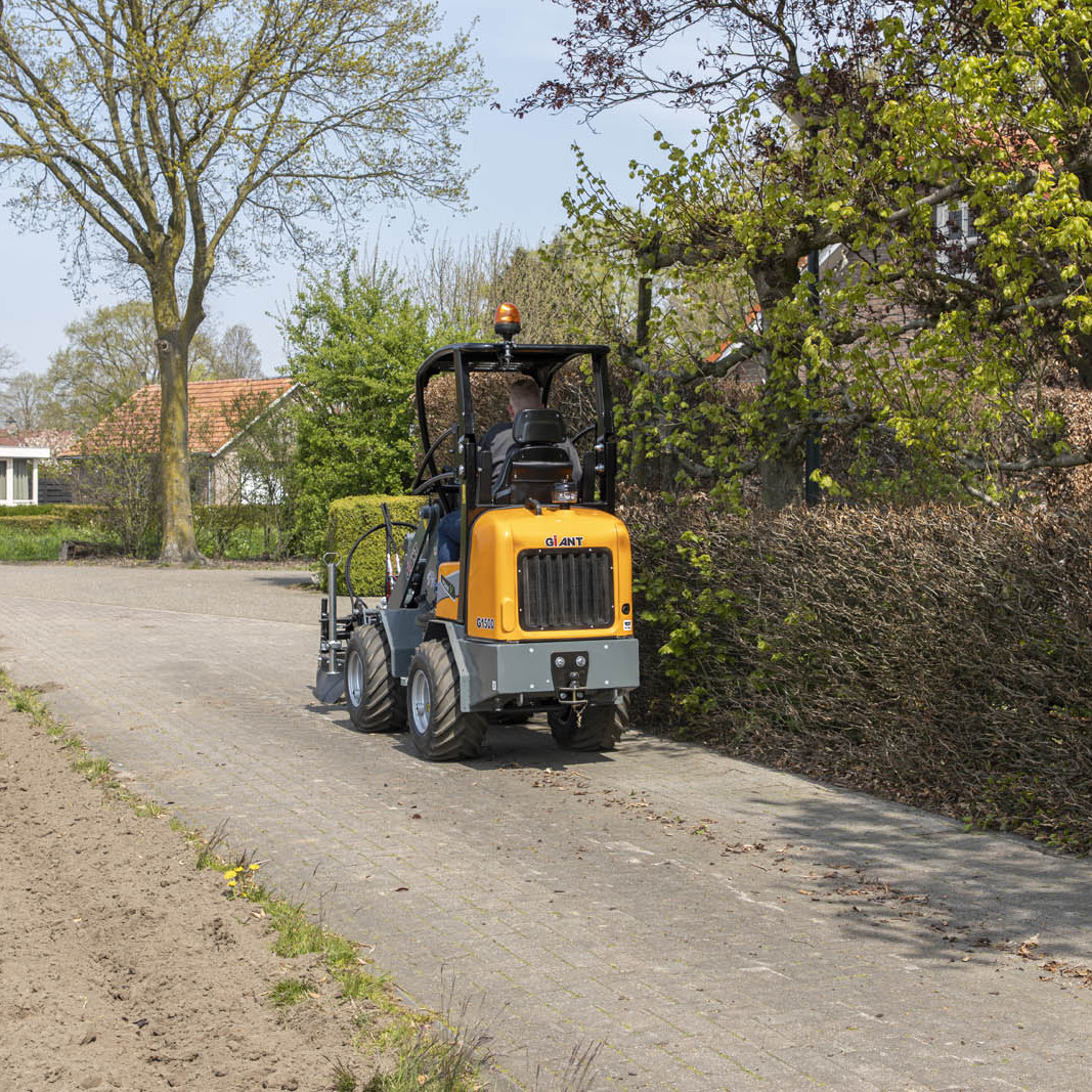 g1500onkruidborstel[4]
